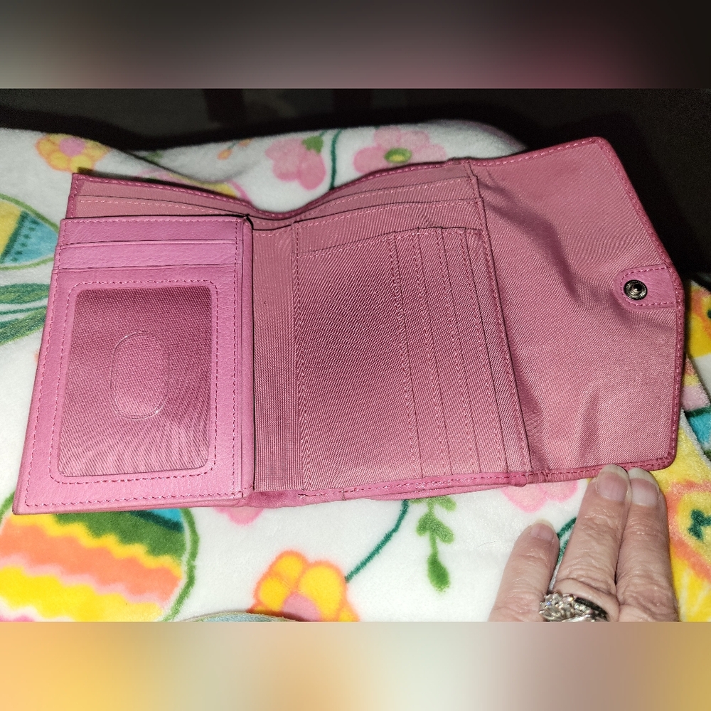 Vintage Fossil Pink Leather Patchwork Front Tri-fold - Picture 6 of 10